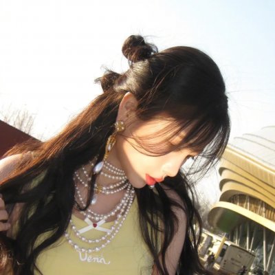 拜托了,花戎少女