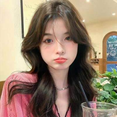 怪笑少女